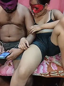 PUNJABICOUPLE09