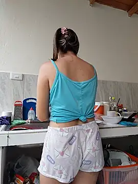 Lipzzy_sun20