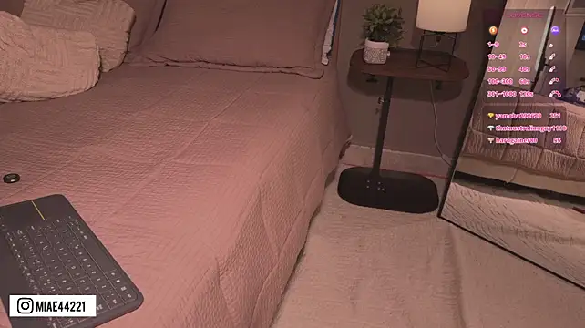 Little_Emma_11 - CREAMPIE💛