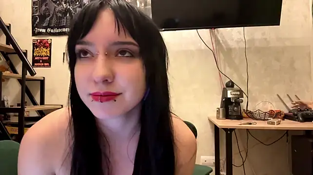 Nixelle - Show me your panties