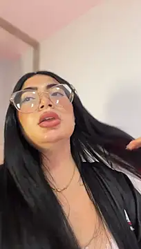 Mia_222 - RIDE DILDO BACK