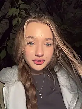 Milaa_sun - fingering ass+off shots in BK 🍑