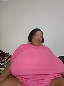 Nancy111 - Make Me cum and squit in my toy