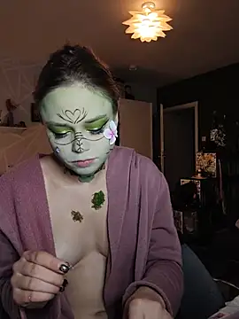 TeenKinkyBanana - ✨Show Boobs 2 Minute