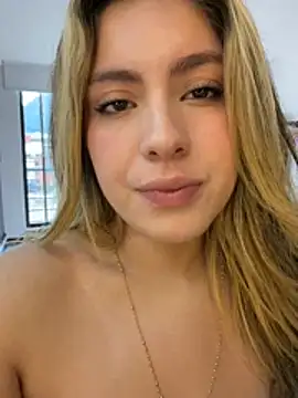 Cloee_Rainbow1 - Cloeee, a sexy dance for us 😏🔥🔥🔥