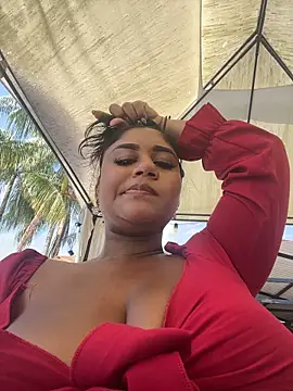 NayTorres - FUCK ME WITH THE DILDO IN PUBLIC