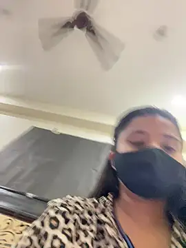Sexyakansh - Nude dance and shower show