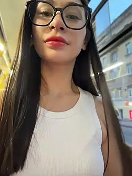Aria51 - get NAKED near people in BUS while squir