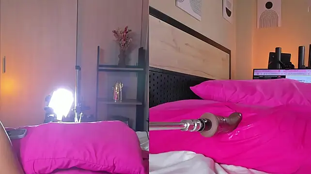 Cinnamon_afrodit - Finger in the ASS