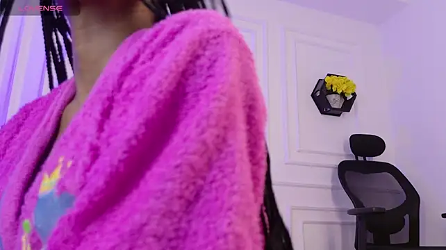 Emely_Deluxee - anal fuck big diildo