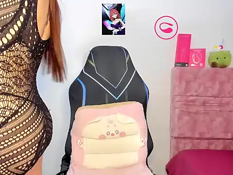 QetsiYah_ - spank ass culo zote