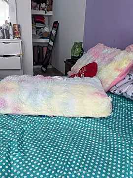 Marianahb-e - Finger in pussy