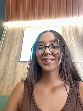 Sofi-jimenez - FUCK MY PUSSY WITH DILDO UNDERTABLE🔥💦