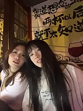 CiCi9 - 🦌园长酒吧闺蜜面前口交大鸡吧