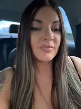 JessycaFlame - Squirt rip my tights