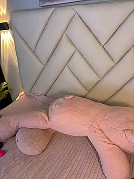 Catalina_santana20 - Spank in ass x10 + Oil🍑