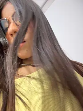 Alejandra_ospina - RUB PUSSY AT THE ZARA RECEPTION 🥵💦