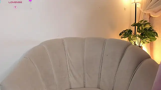 Saori_newman - SHOW TITS