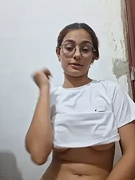 Ary-18 - Doggy + finger in ass
