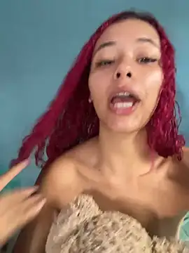 Littlehoney00 - Siririca bem gostosa com consolo 🌸