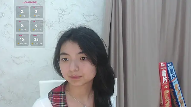 Shy_Kira - Kiss atack