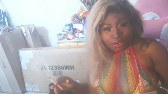 Nastydianastrips - SQUIRT ON YOUR VIBRATOR FOR US RIGHT NOW
