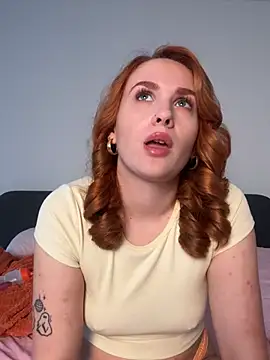 ChiaraVelvet - Show your Ass in Doggy 😋