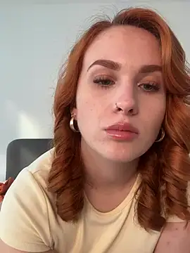 ChiaraVelvet - Show your Ass in Doggy 😋