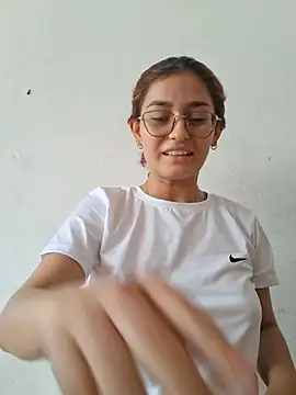 Ary-18 - Doggy + finger in ass