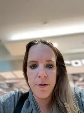 SexyMilf_1987 - Show boobs 3 min