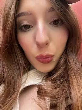 LilluKatten - cover tits with spit in public 🍒💦