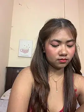 YaraSmith - fuck my dildo until I cum😜💦