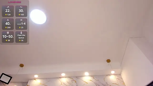 Tatianacrow - show pússy and slap