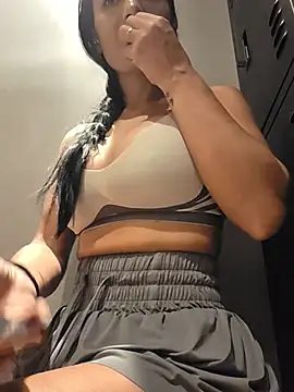 Coraline__dk2 - Squirt in public at the gym💦💦💦