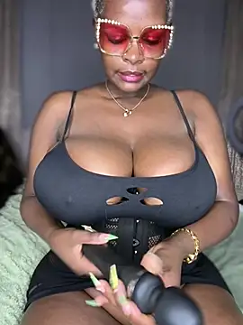 ScarletMuseX - Dildo fuck upclose