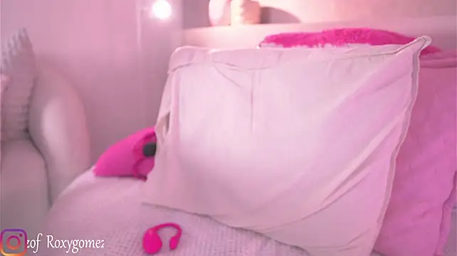Roxannegomez - 🍦Cum Creampie with my big toy!🍦