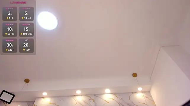Tatianacrow - show pússy and slap