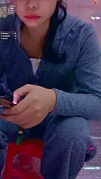 Cutepets1 - Licking a nipple舔奶头