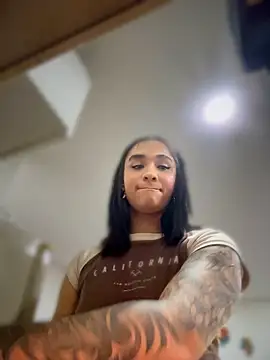 Isabella-Teen - Flash Tits🍒