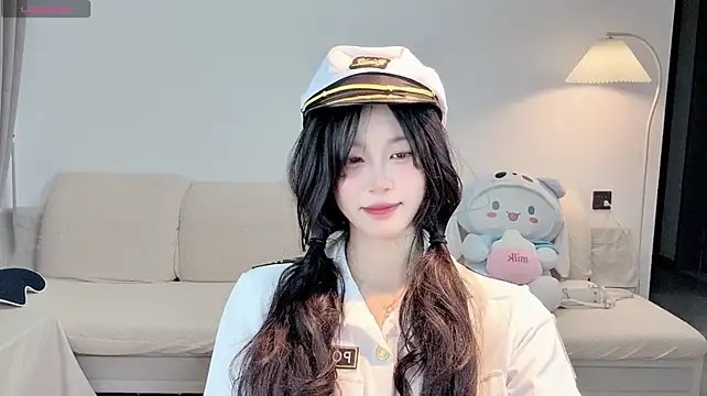 Luminous4173 - 是你的白月光嘛
