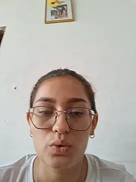 Ary-18 - Doggy + finger in ass