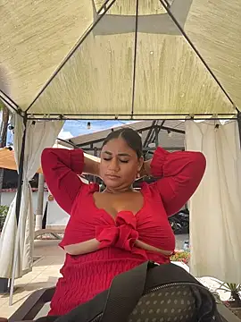 NayTorres - FUCK ME WITH THE DILDO IN PUBLIC