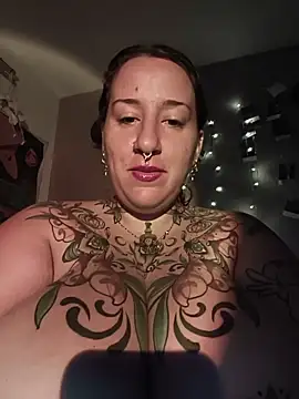 Thelittledevil388 - Je suce un gode