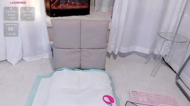 -rourou - 全裸m腿玩具控制5分钟