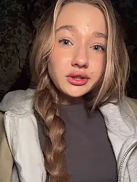 Milaa_sun - flash tits on street