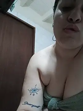 Curvyandcurls- - Play with pussy💦