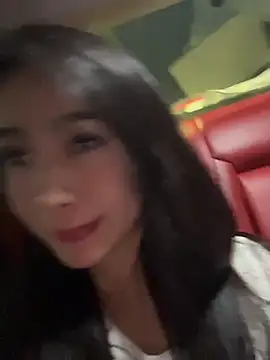 CiCi9 - 🦌园长酒吧闺蜜面前口交大鸡吧