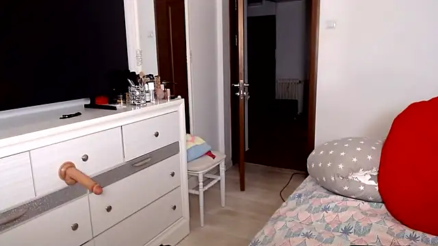 LadyyEvolet - make my needy pussy happy! make it rain!