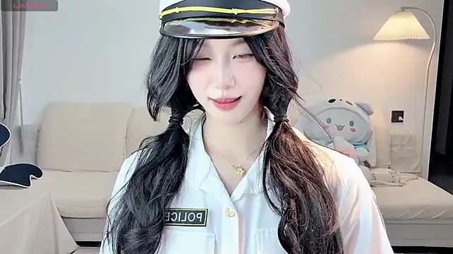 Luminous4173 - 是你的白月光嘛
