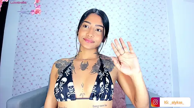 Alykass - Get my pussy Nice and Wet 😋💦